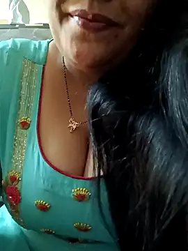 Snapshot of sneha_rose chatting on January 27, 5:14 am sneha rose online show from January 27, 5:14 am