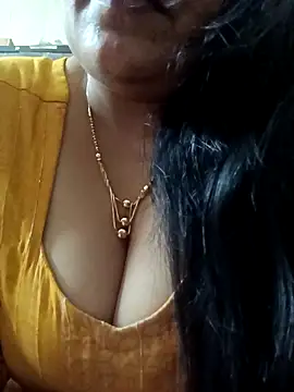 Snapshot of sneha_rose chatting on February 27, 4:20 am sneha rose online show from February 27, 4:20 am