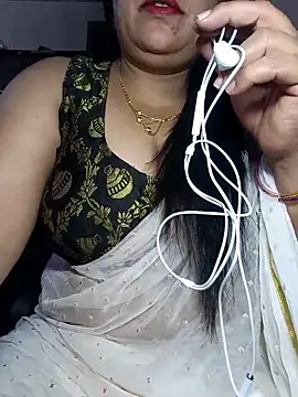 Snapshot of sneha_rose chatting on May 4, 4:36 pm sneha rose online show from May 4, 4:36 pm