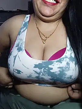 Snapshot of sneha_rose chatting on May 12, 6:27 pm sneha rose online show from May 12, 6:27 pm