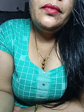 Snapshot of sneha_rose chatting on June 1, 5:31 am sneha rose online show from June 1, 5:31 am