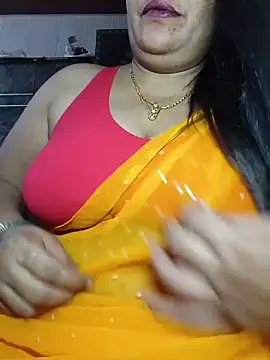 Snapshot of sneha_rose chatting on June 4, 5:57 am sneha rose online show from June 4, 5:57 am