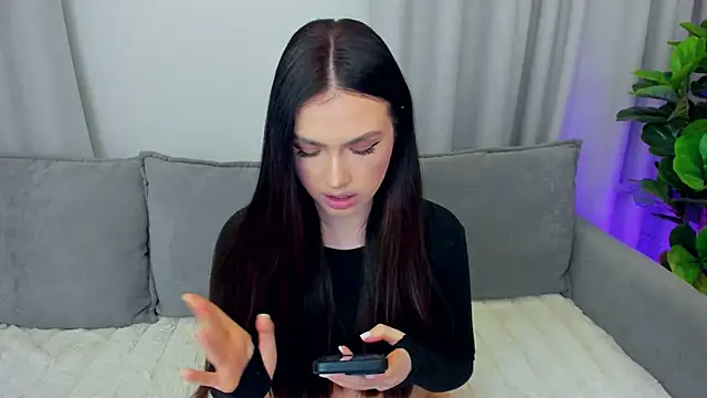 sexyangeloux online show from January 18, 10:35 pm