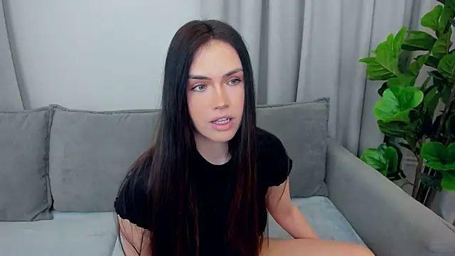 sexyangeloux online show from February 19, 8:38 pm