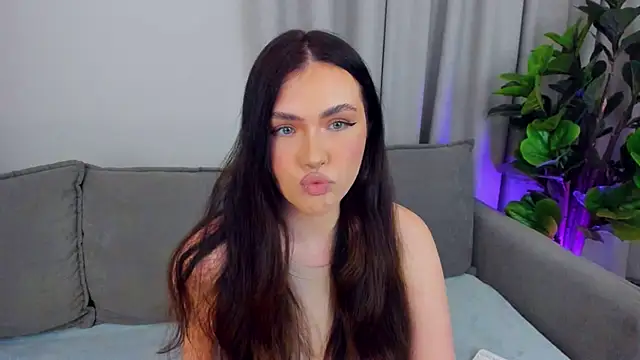 sexyangeloux online show from April 22, 8:54 pm