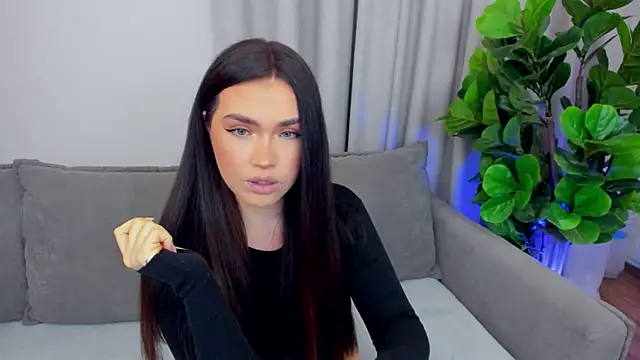 sexyangeloux online show from May 14, 9:21 pm