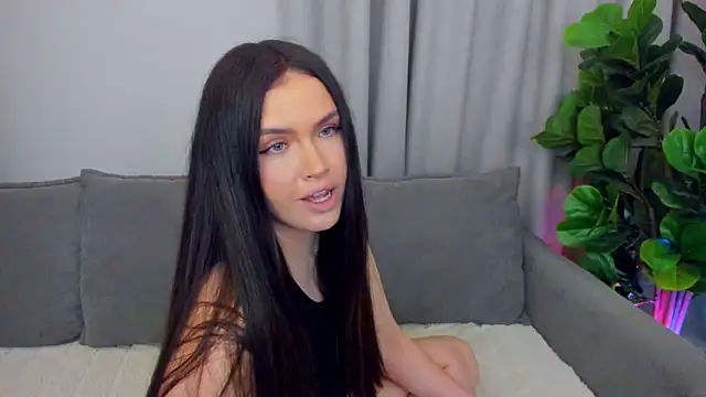 sexyangeloux online show from May 21, 10:50 pm