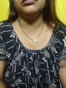 Snapshot of Sexyranibhabhi chatting on June 8, 2:12 am Sexyranibhabhi online show from June 8, 2:12 am