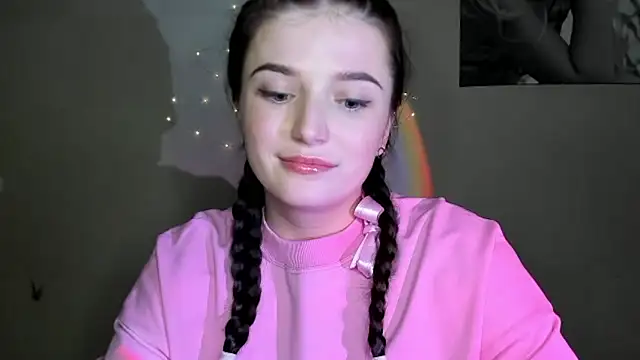 EvaaMillerr99 online show from December 2, 12:52 am