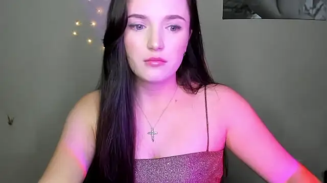 EvaaMillerr99 online show from December 3, 9:23 pm