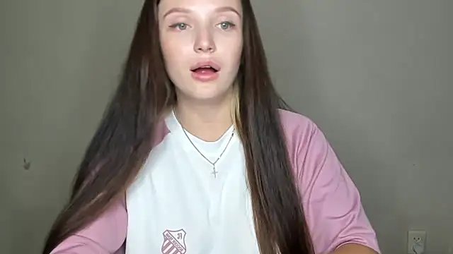 EvaaMillerr99 online show from September 28, 7:08 pm