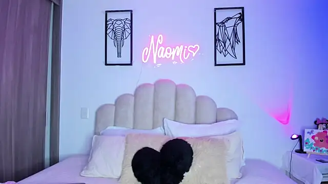 NaomiAsha online show from February 28, 8:10 pm