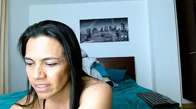 chicafitcaliente online show from January 9, 12:14 am