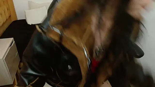 Snapshot of AlexandraJones_ chatting on March 13, 5:54 am AlexandraJones online show from March 13, 5:54 am