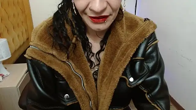 Snapshot of AlexandraJones_ chatting on March 13, 9:10 am AlexandraJones online show from March 13, 9:10 am