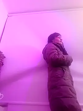 Snapshot of AlexandraJones_ chatting on March 14, 2:53 am AlexandraJones online show from March 14, 2:53 am