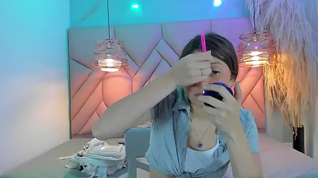 AngelaaCute  online show from December 18, 12:18 pm