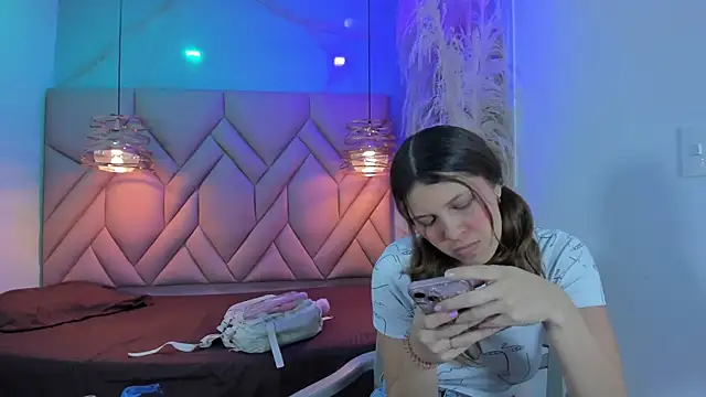 AngelaaCute  online show from February 7, 12:28 pm