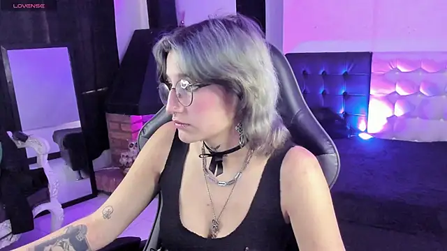 SukiFuyu  online show from March 16, 3:17 pm