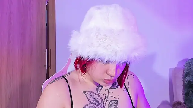 annika taylor online show from March 4, 4:06 am