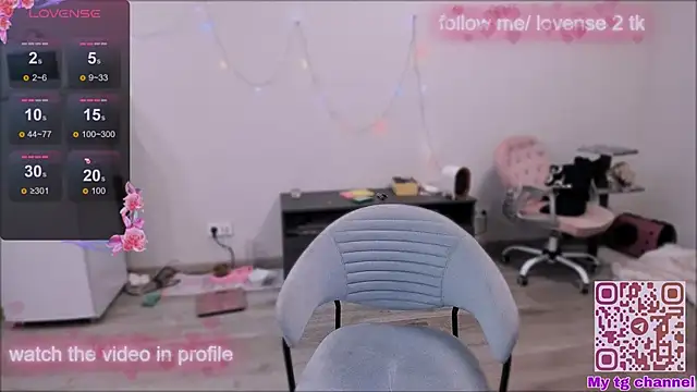 shy melony online show from December 8, 5:11 pm