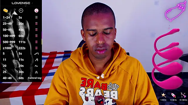 Snapshot of mrjhon26 chatting on May 12, 11:40 am mrjhon26 online show from May 12, 11:40 am