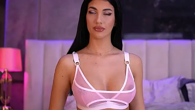 RaisaKali online show from November 5, 4:18 pm