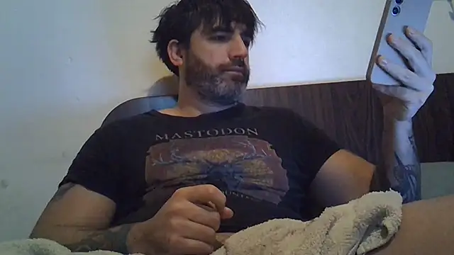 Snapshot of ozzypsico13 chatting on July 22, 1:25 pm ozzypsico13 online show from July 22, 1:25 pm
