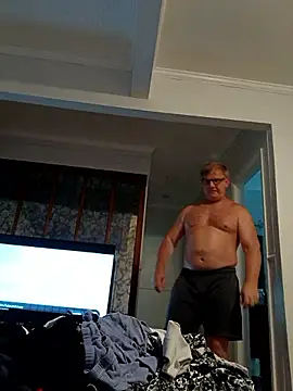 J83560Jason online show from June 27, 6:46 pm