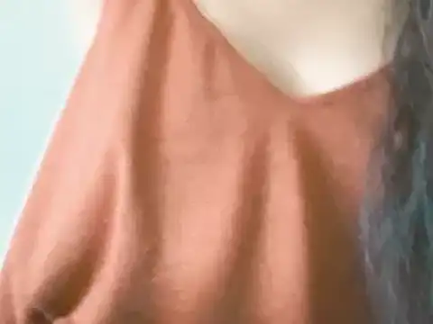 melaniy online show from April 19, 9:41 am