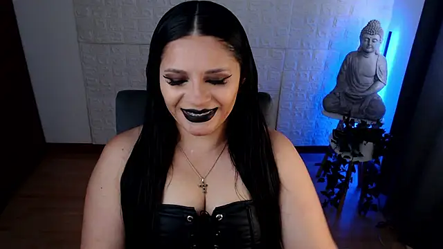 GODDESS EVANS online show from December 30, 8:25 pm