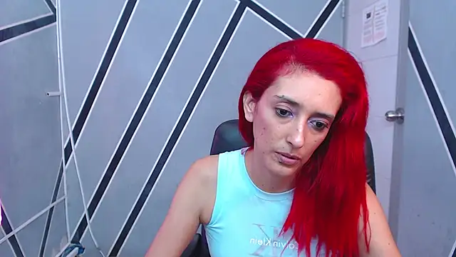 Snapshot of Ruby_Your_Milf chatting on February 6, 12:11 am Ruby Your Milf online show from February 6, 12:11 am