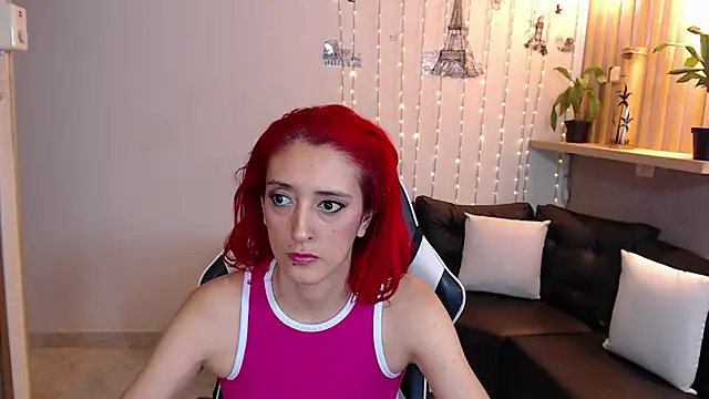 Snapshot of Ruby_Your_Milf chatting on February 19, 9:03 pm Ruby Your Milf online show from February 19, 9:03 pm