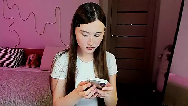 Stella Sunny online show from December 16, 1:21 am