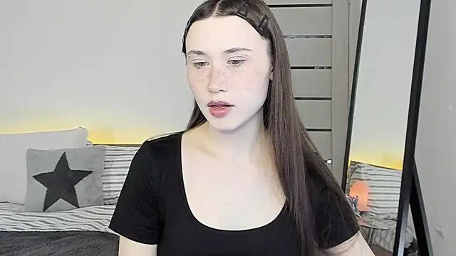 Stella Sunny online show from April 24, 9:06 pm