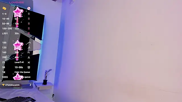 SamanthaFerrer  online show from December 15, 8:15 pm