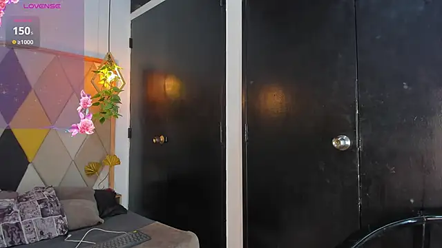 SamanthaFerrer  online show from February 2, 8:08 pm