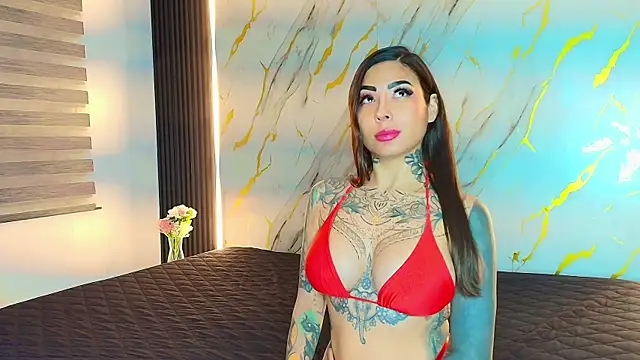 EmiliMontero online show from July 1, 2:46 am