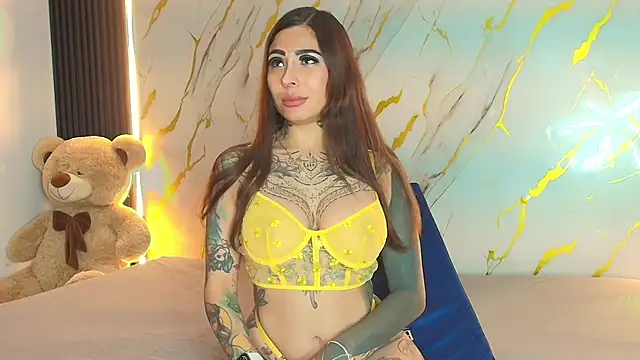 EmiliMontero online show from July 7, 1:52 am