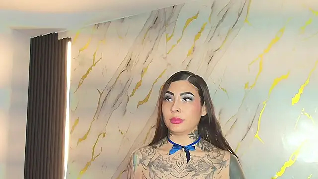 EmiliMontero online show from July 12, 1:40 am