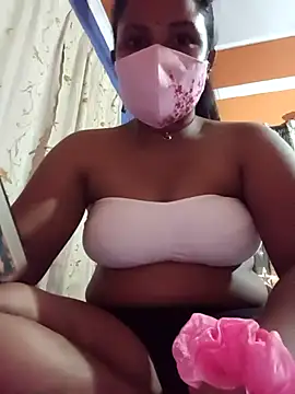 Snapshot of CAFE134_768 chatting on September 8, 3:33 pm CAFE134 768 online show from September 8, 3:33 pm