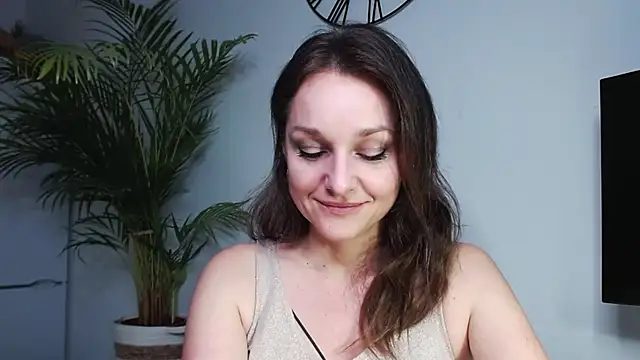 AliciaDesire online show from January 14, 4:08 pm