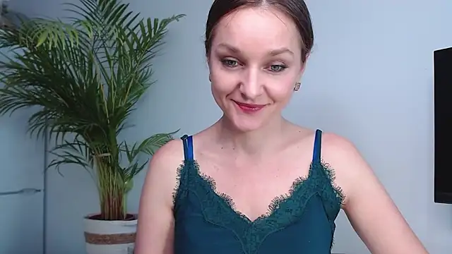 AliciaDesire online show from January 16, 11:04 am