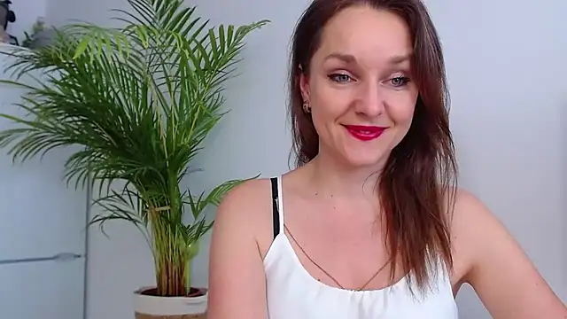 AliciaDesire online show from January 20, 11:02 am