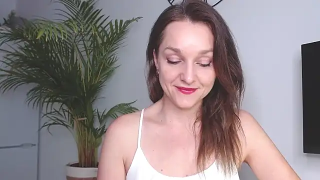 AliciaDesire online show from January 22, 10:50 am