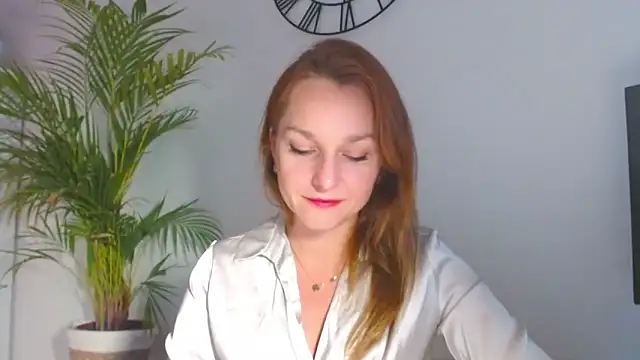 AliciaDesire online show from November 26, 2:07 pm