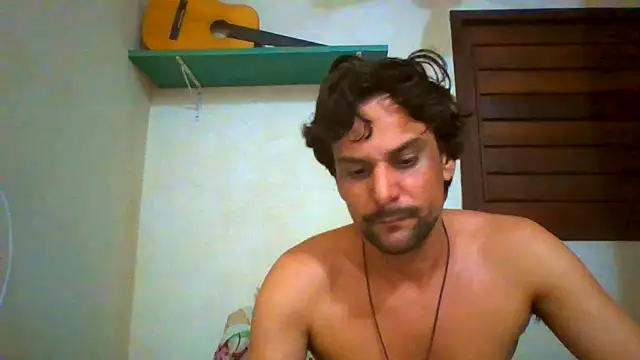 Snapshot of couplemilk chatting on July 7, 7:23 am couplemilk online show from July 7, 7:23 am