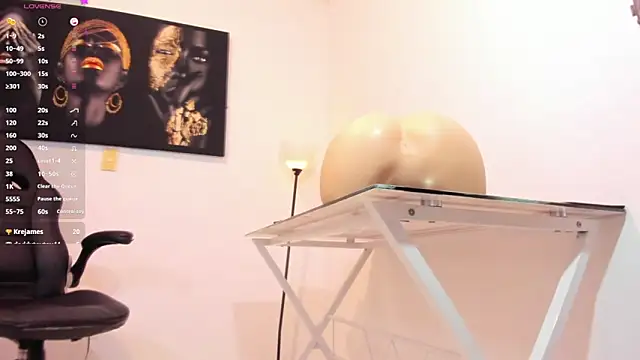 Snapshot of Thomas_shelbys chatting on December 20, 9:32 am Thomas shelbys online show from December 20, 9:32 am