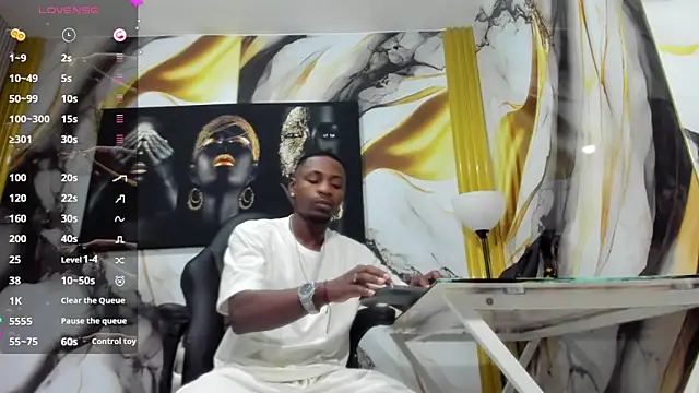 Snapshot of Thomas_shelbys chatting on March 2, 3:24 am Thomas shelbys online show from March 2, 3:24 am