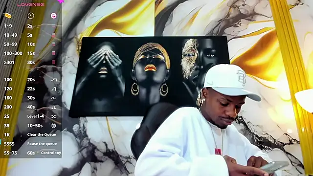 Snapshot of Thomas_shelbys chatting on March 6, 3:24 am Thomas shelbys online show from March 6, 3:24 am